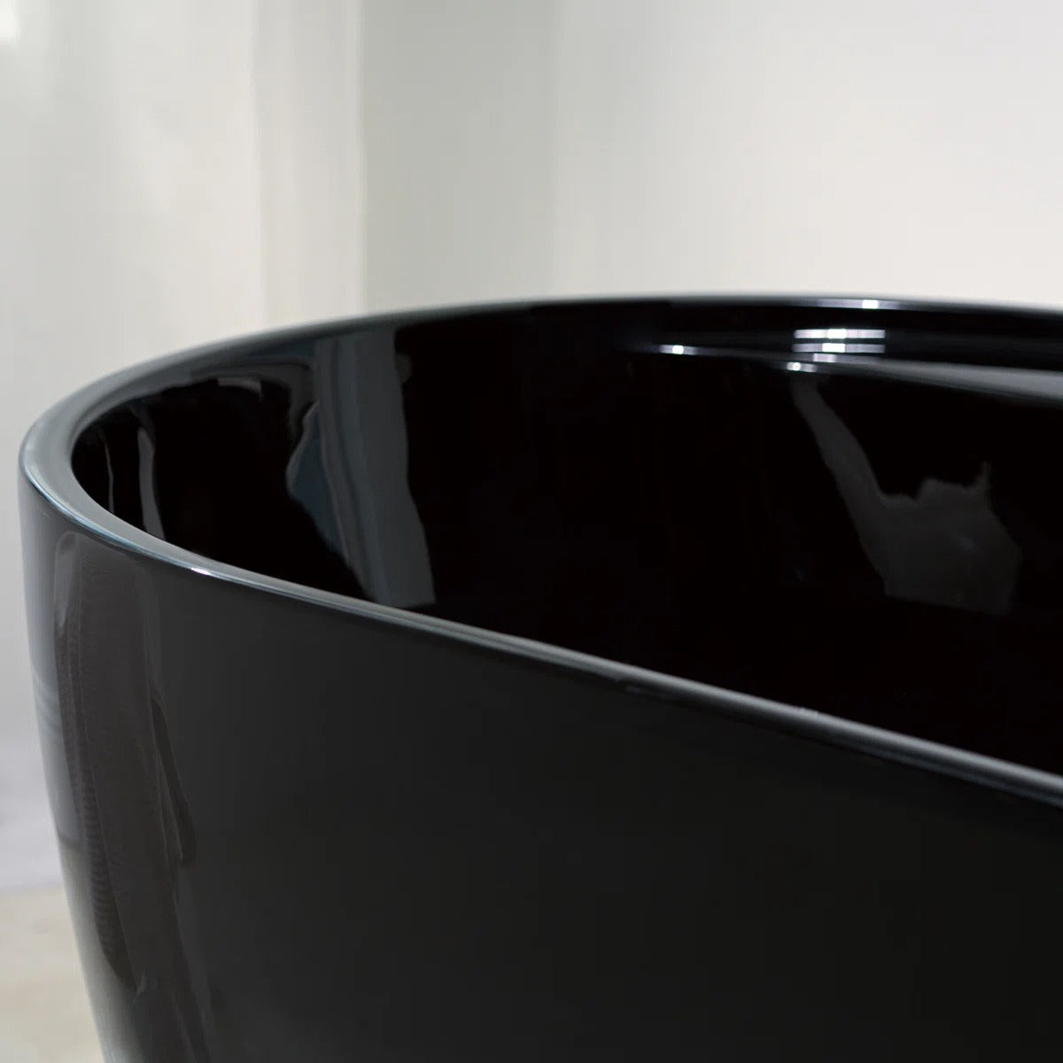 Luxury freestanding acrylic bathtub
